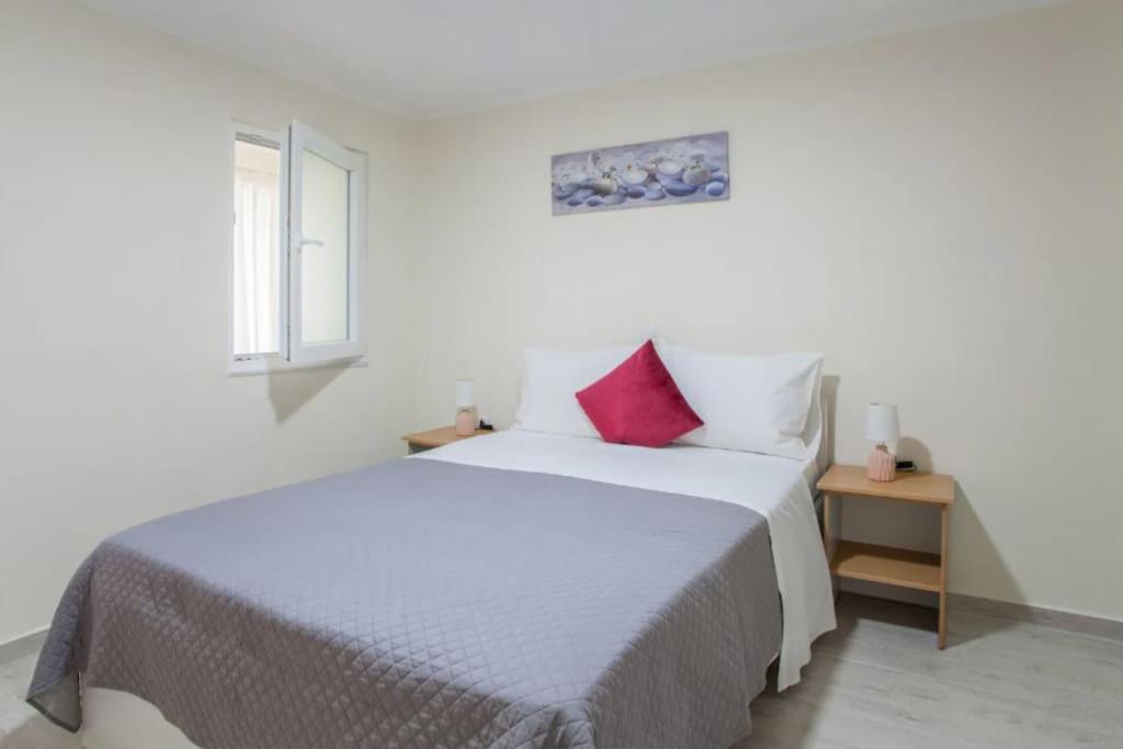 Appartamento Newly Reconstructed Flat 107Sqm! La Canea Esterno foto
