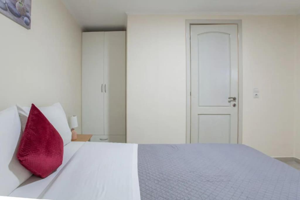 Appartamento Newly Reconstructed Flat 107Sqm! La Canea Esterno foto