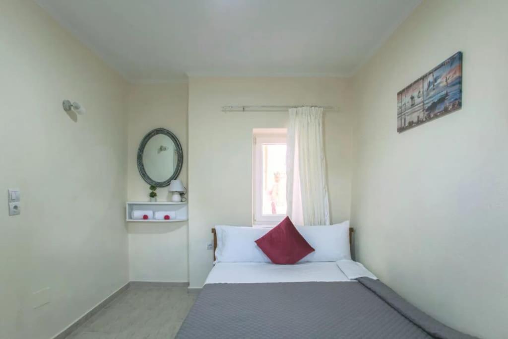 Appartamento Newly Reconstructed Flat 107Sqm! La Canea Esterno foto