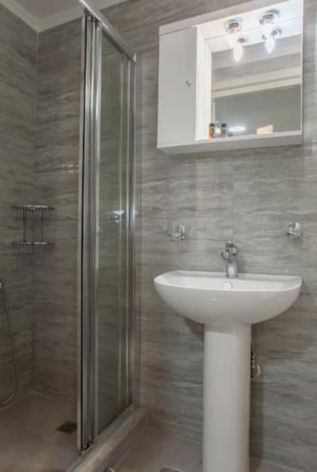 Appartamento Newly Reconstructed Flat 107Sqm! La Canea Esterno foto